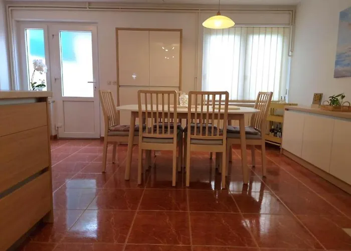House Linda2 *